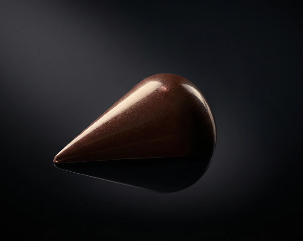 Use_the_uploaded_image_as_the_exact_subject_refere_dabfe_result — Colette Demay chocolat d'apéritif